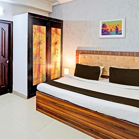 Super Hotel O Palm Деградун Екстер'єр фото